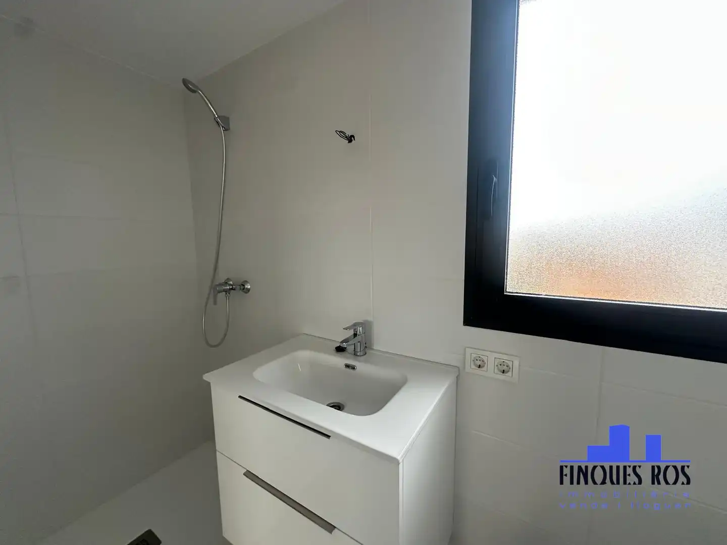 Baño de Casa adosada en venta en Vinaròs con Aire acondicionado, Jardín privado y Terraza