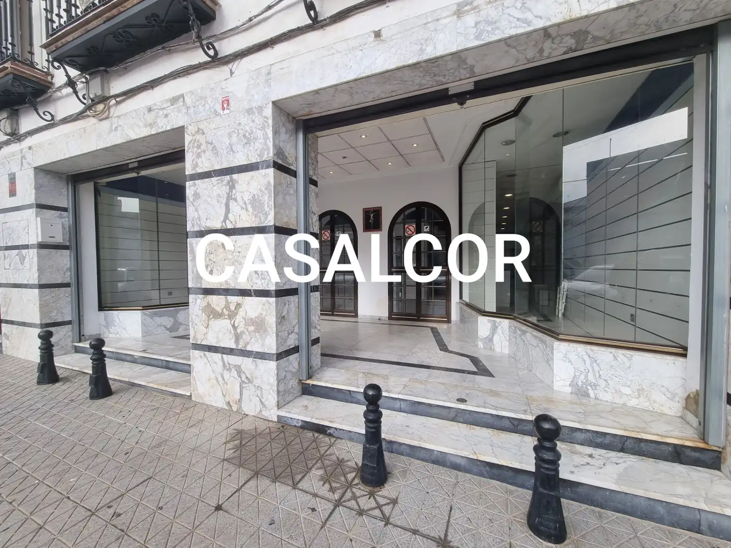 Vista exterior de Local de alquiler en Mairena del Alcor con Aire acondicionado, Calefacción y Amueblado