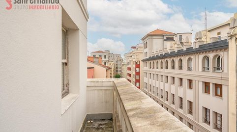 Foto 4 de Àtic en venda a Pasaje del Arcillero, Centro - Ayuntamiento, Santander