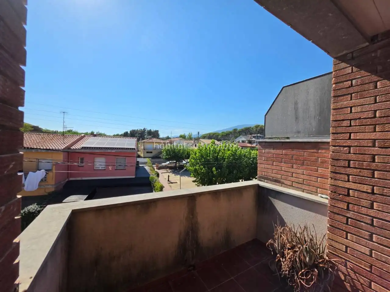 Außenansicht von Maisonette zum Verkauf in Riells i Viabrea mit Terrasse, Balkon und Gemeinschaftspool