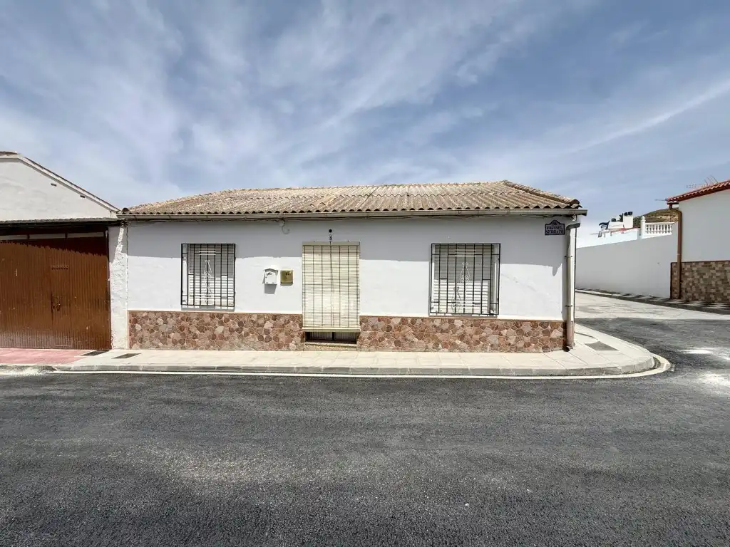 Vista exterior de Casa o xalet en venda en Cacín