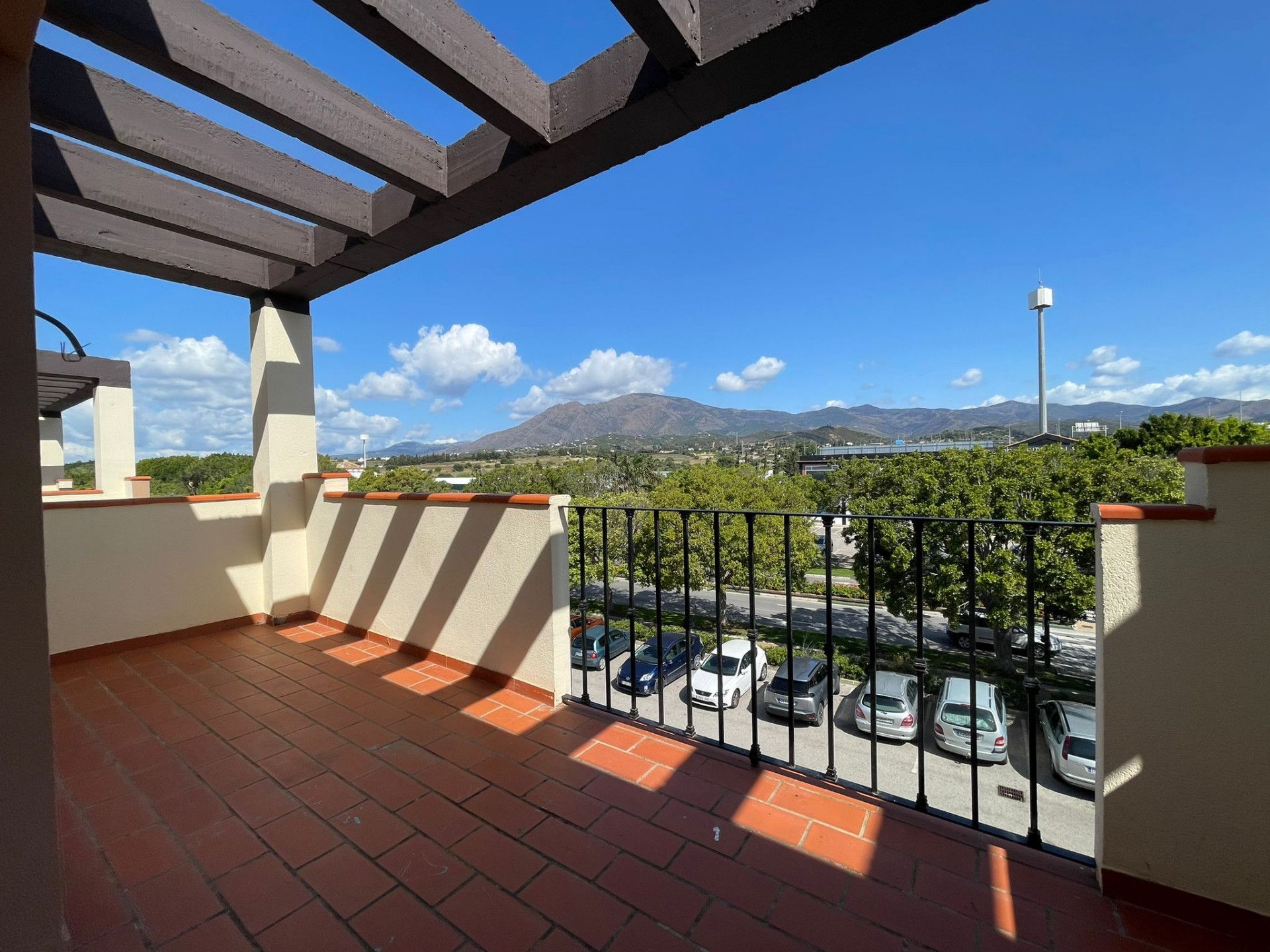 Terrassa de Dúplex en venda en Estepona amb Terrassa, Piscina i Piscina comunitària