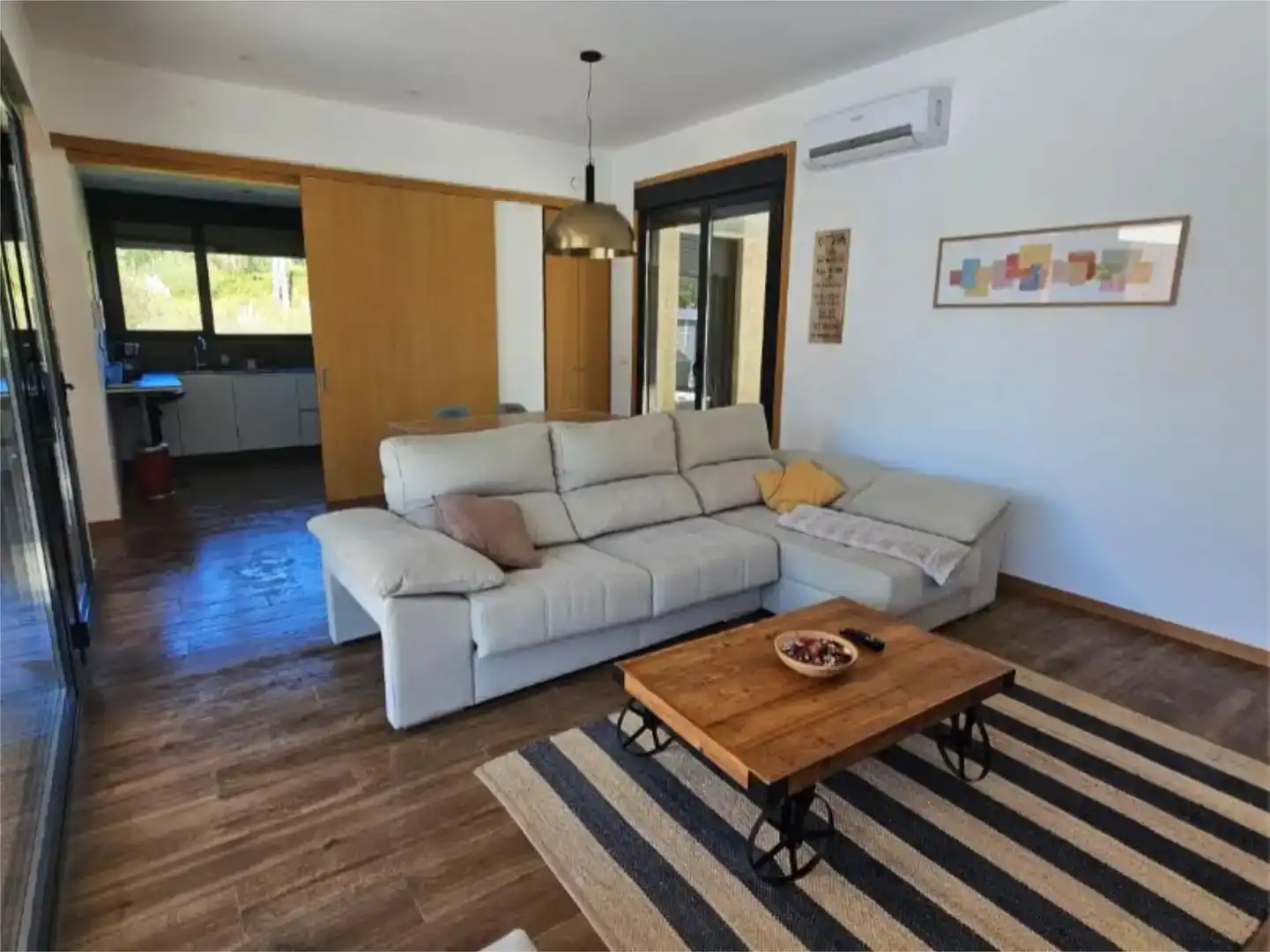 Sala d'estar de Casa o xalet en venda en Tomiño amb Aire condicionat, Jardí privat i Traster