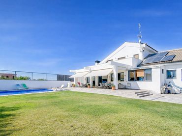 Villa avec piscine à vendre à Avenida de Montecastillo