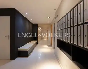 Flat for sale in Barcelona  with Air Conditioner, Heating and Swimming Pool