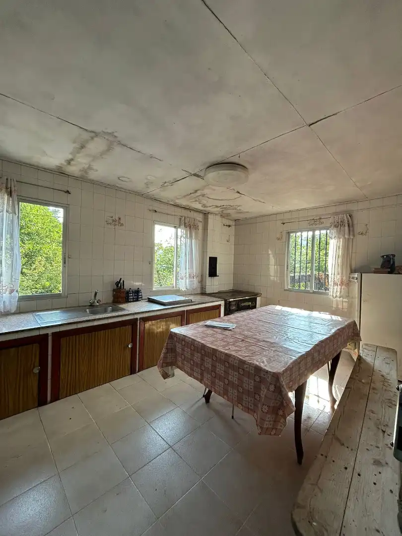 Cocina de Casa o chalet en venta en O Irixo con Calefacción, Jardín privado y Trastero