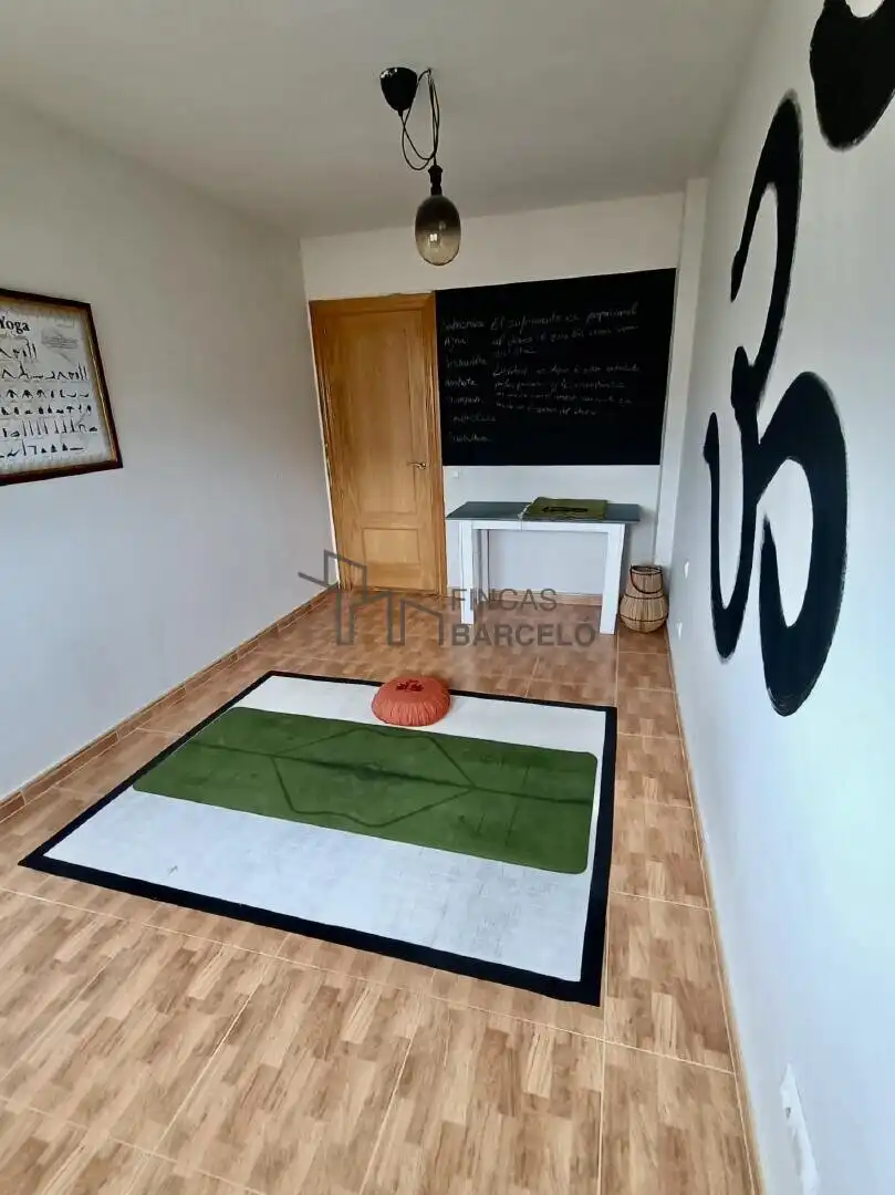 Casa adosada en venta en Villafranca de Ebro