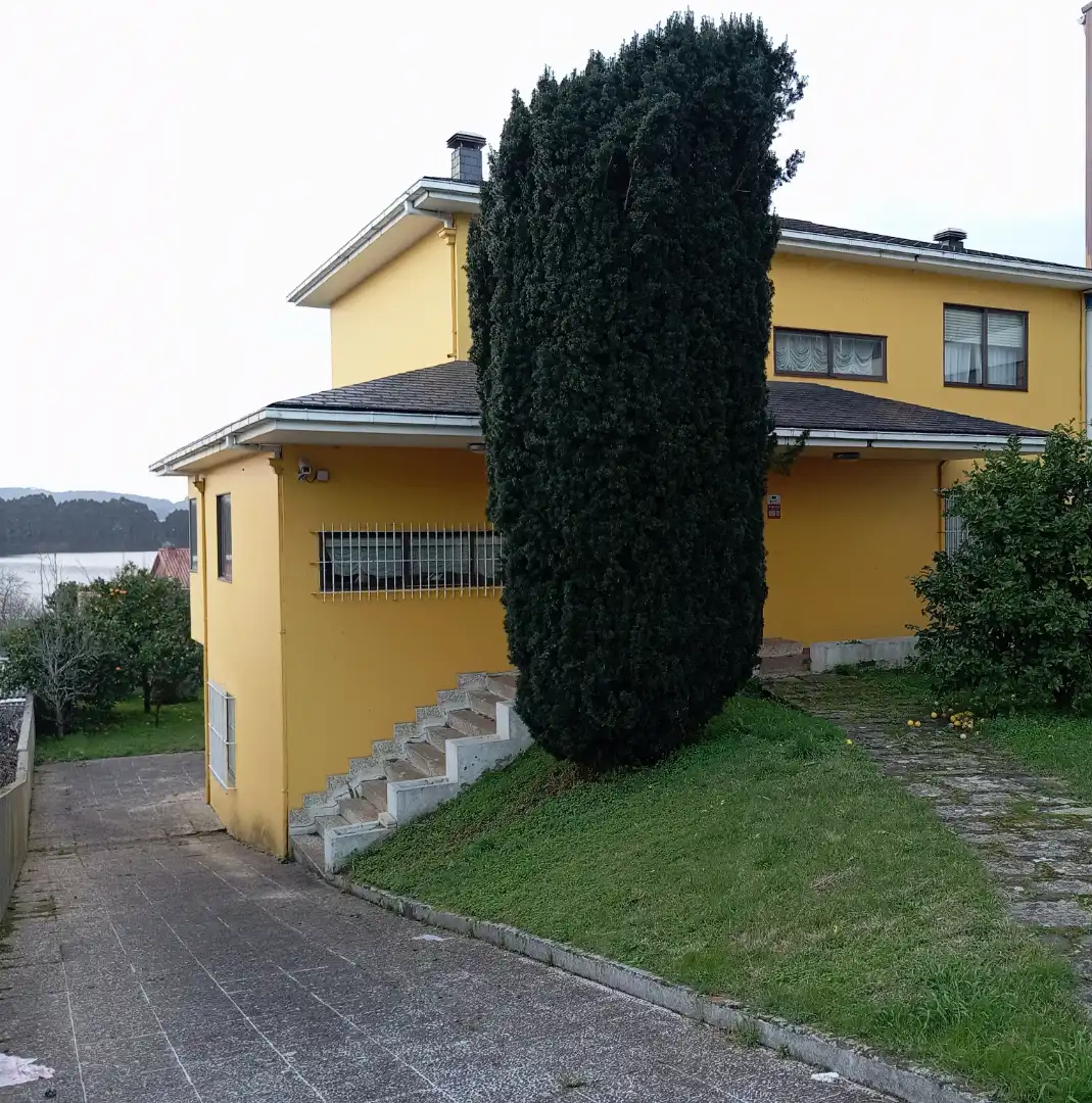 Vista exterior de Casa o chalet en venta en Neda con Calefacción, Jardín privado y Trastero