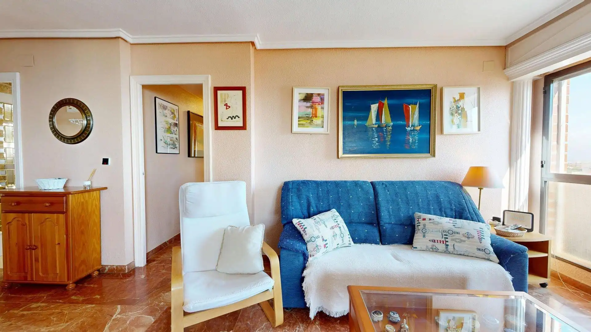 Sala d'estar de Apartament de lloguer en Elche / Elx amb Aire condicionat, Calefacció i Jardí privat