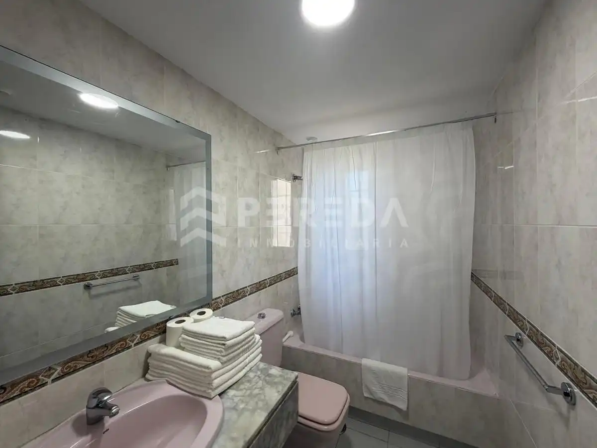 Baño de Planta baja en venta en Roquetas de Mar con Aire acondicionado, Terraza y Amueblado