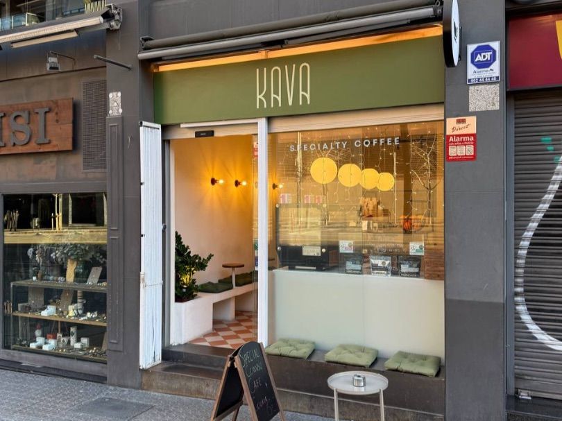 Local en traspaso en  Barcelona Capital con Aire acondicionado, Calefacción y Internet