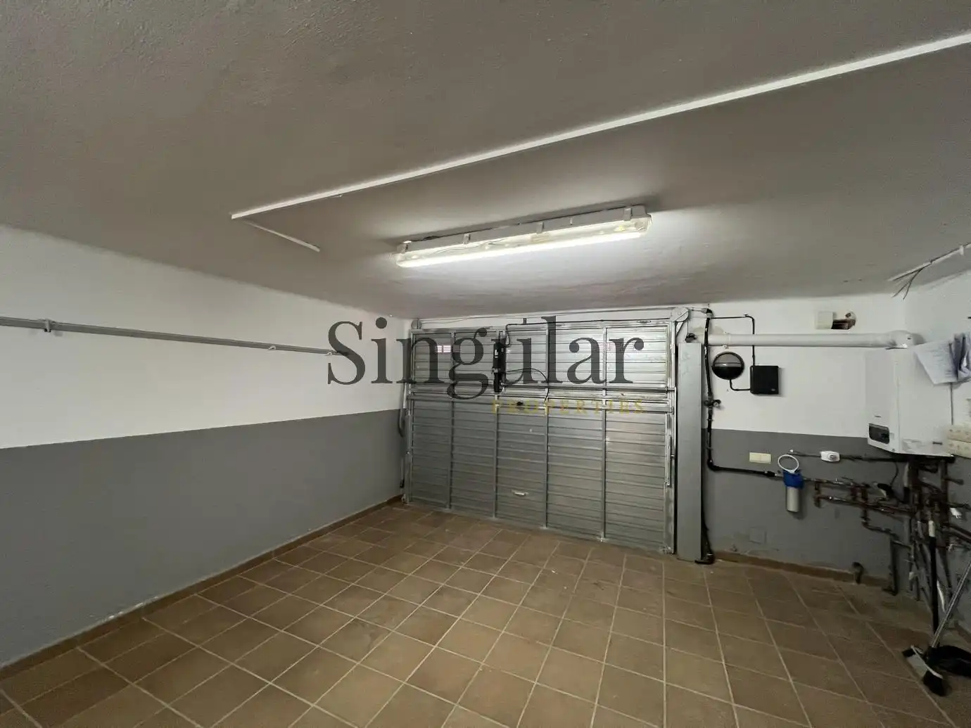 House with terrace for sale in Carrer Carrer de la Xarmada, imagen 27