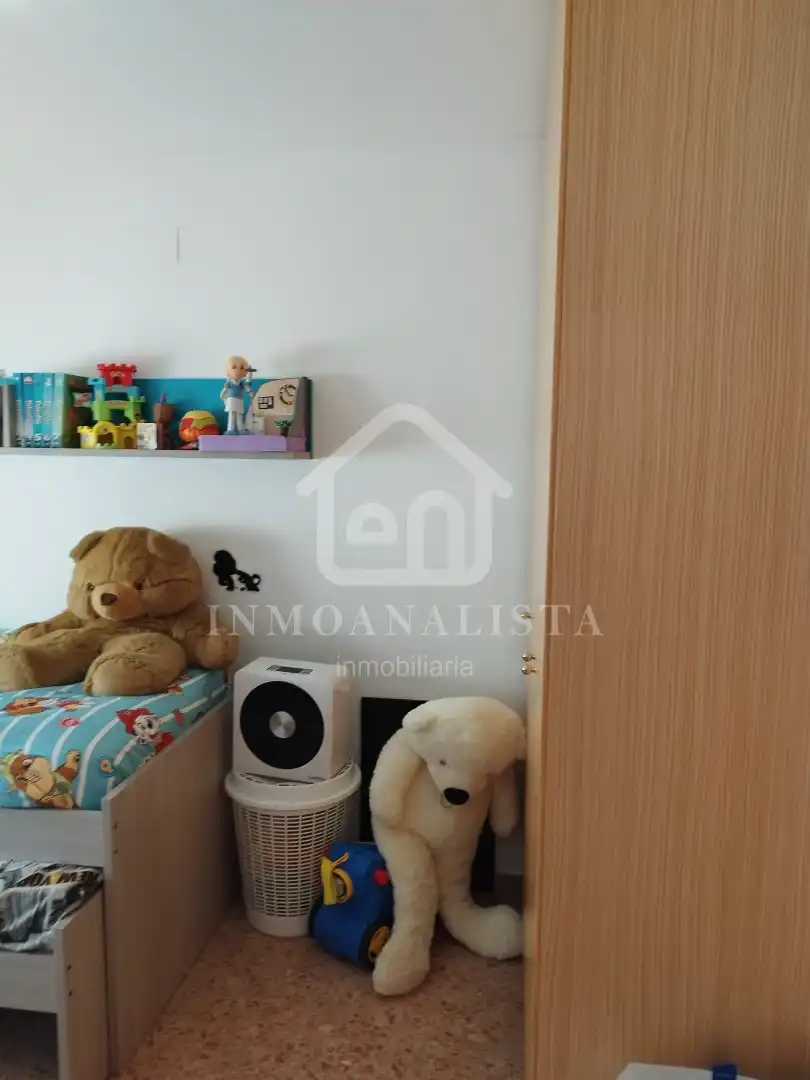 Habitación de Casa adosada en venta en Camporrobles con Calefacción, Terraza y Trastero