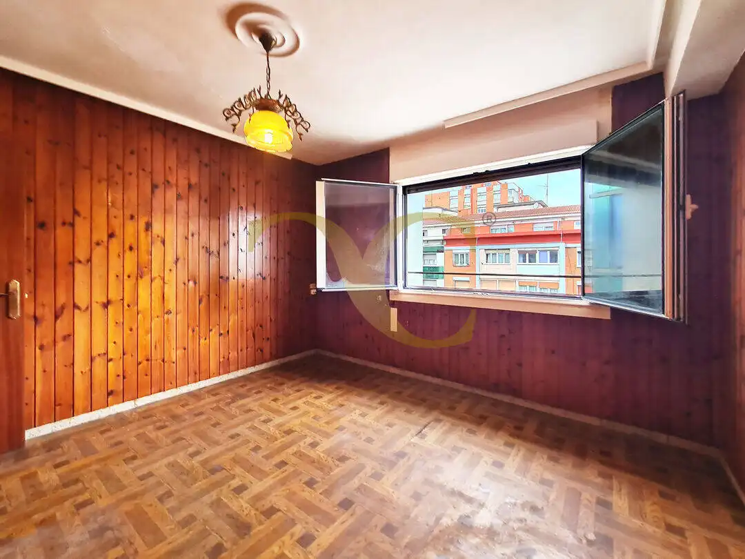 Bedroom of Flat for sale in Gijón   with Heating and Terrace