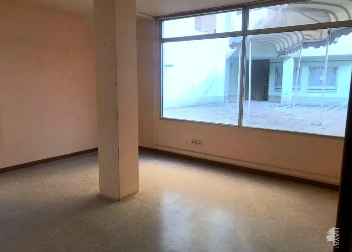 Local comercial en venda a BALMES, imagen 2
