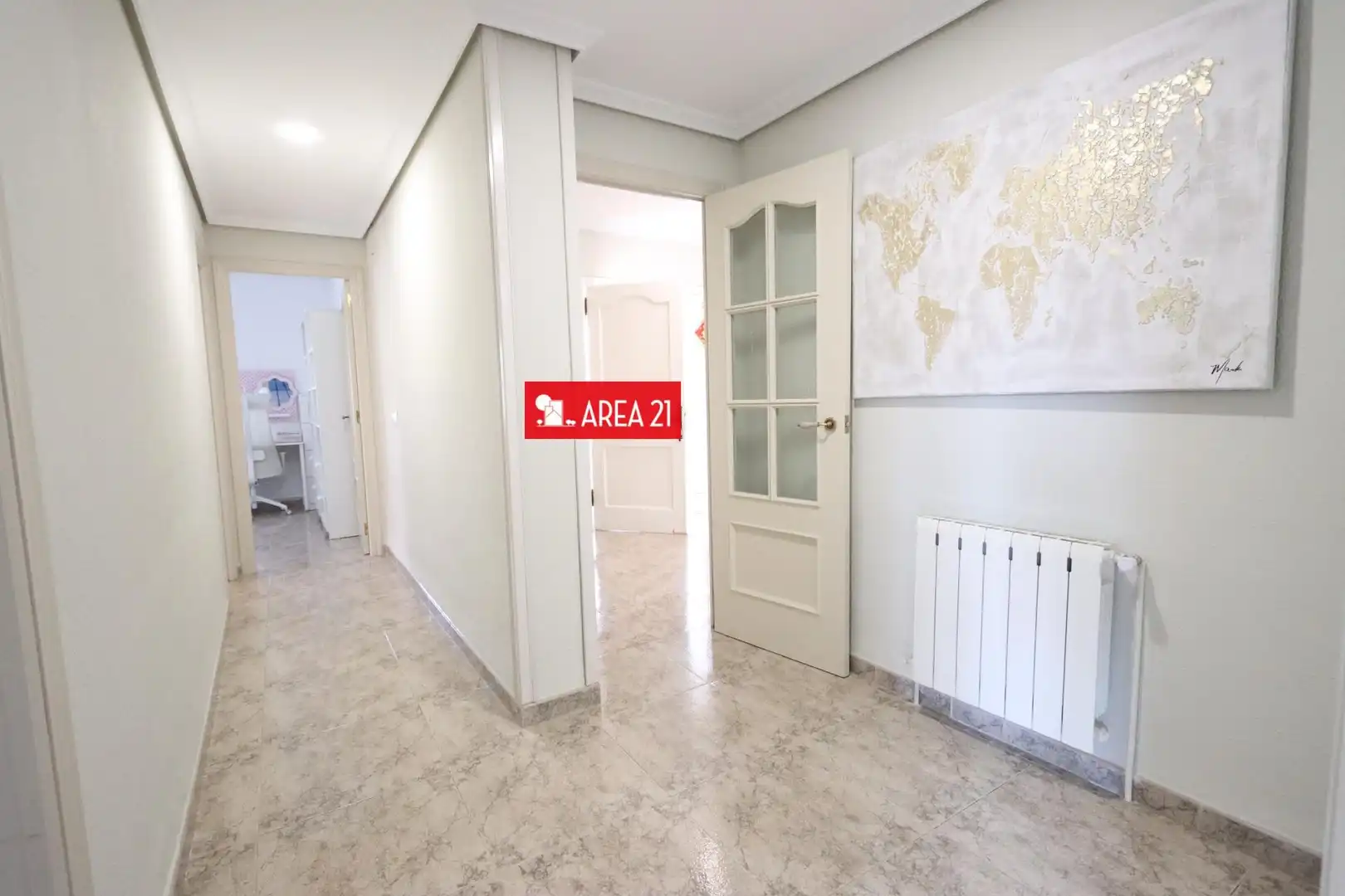 Houses for sale in La Pobla de Vallbona  with Heating, Terrace and Storage room