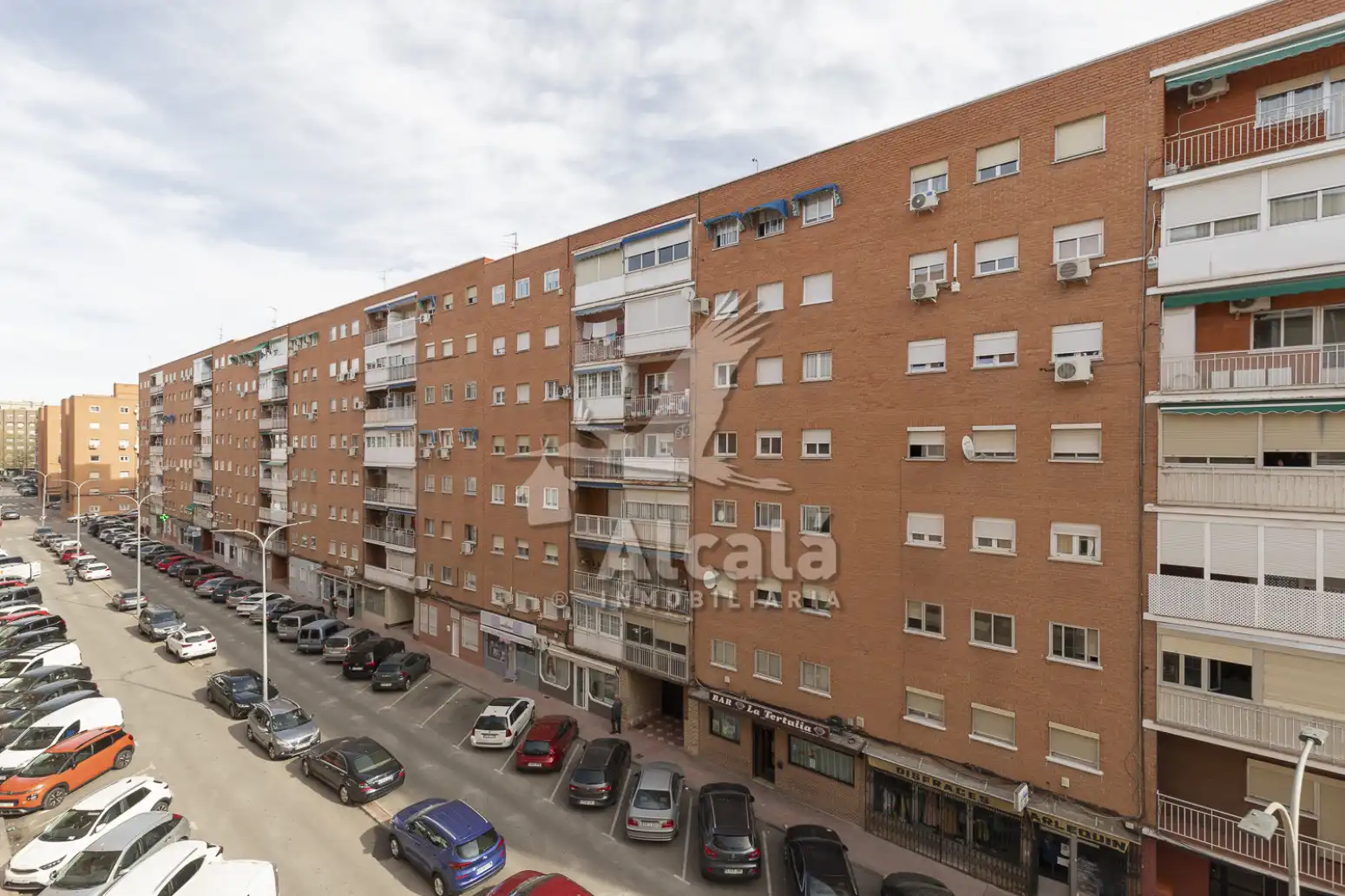 Vista exterior de Piso en venta en Alcalá de Henares con Calefacción, Terraza y Trastero