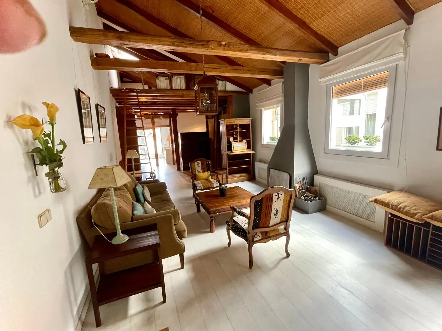 Sala de estar de Ático de alquiler en Madrid con Aire acondicionado, Calefacción y Terraza