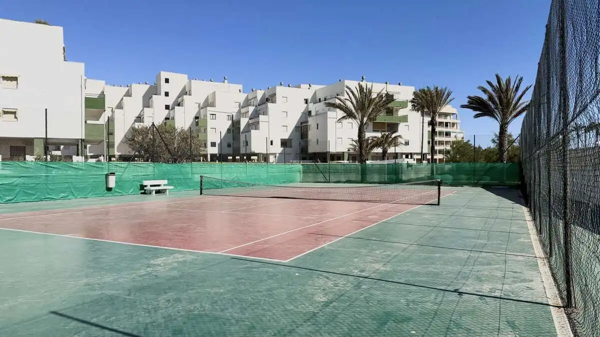 Vista exterior de Pis en venda en Salobreña amb Terrassa, Moblat i Microones