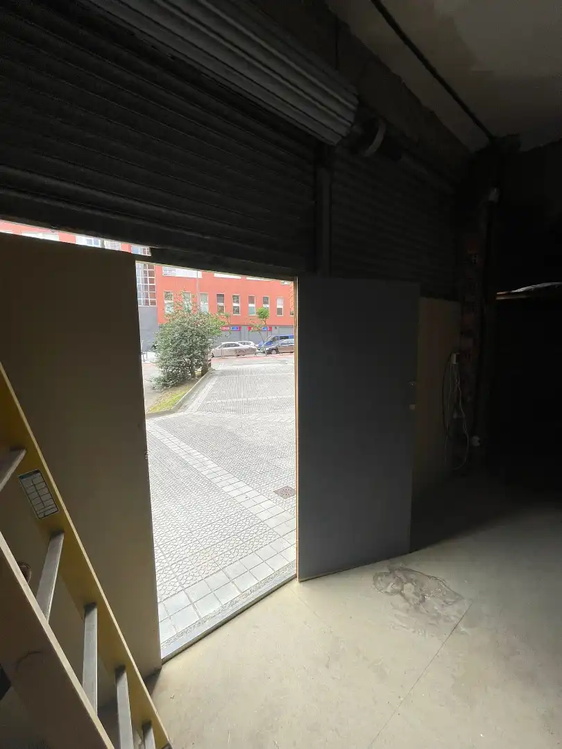 Local comercial en venta en Magallanes Kalea, imagen 9