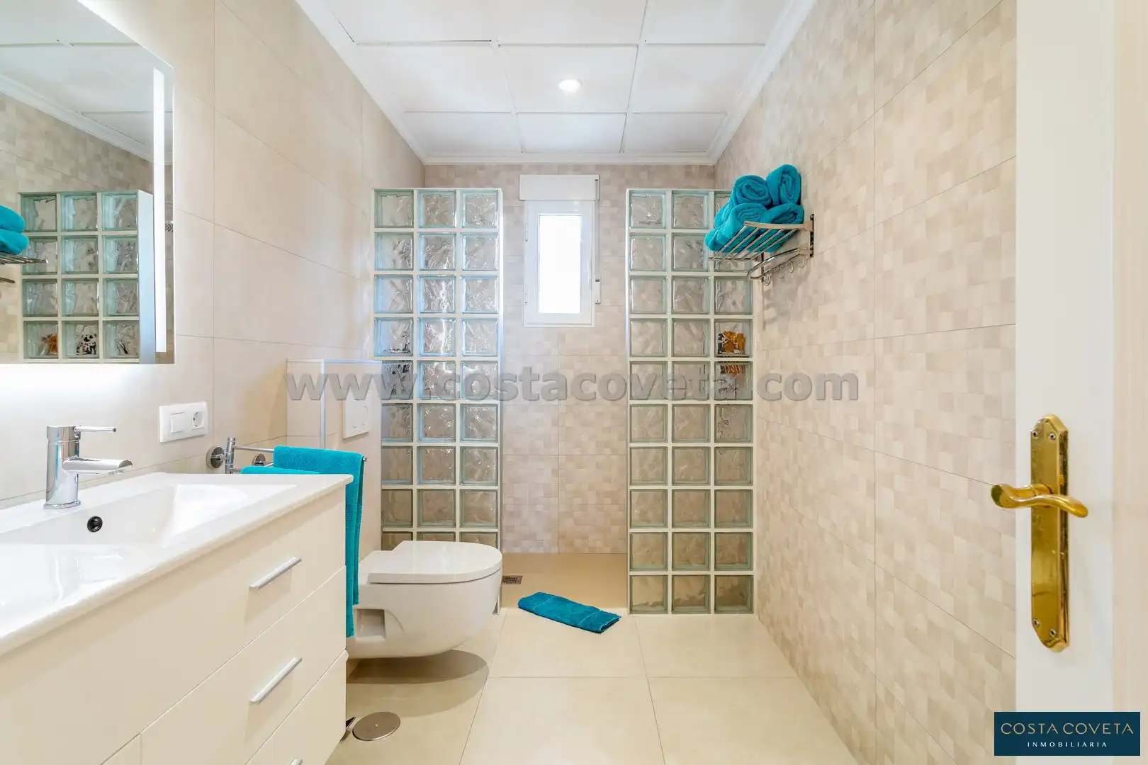 Bathroom of Houses for sale in El Campello  with Air Conditioner, Private garden and Terrace