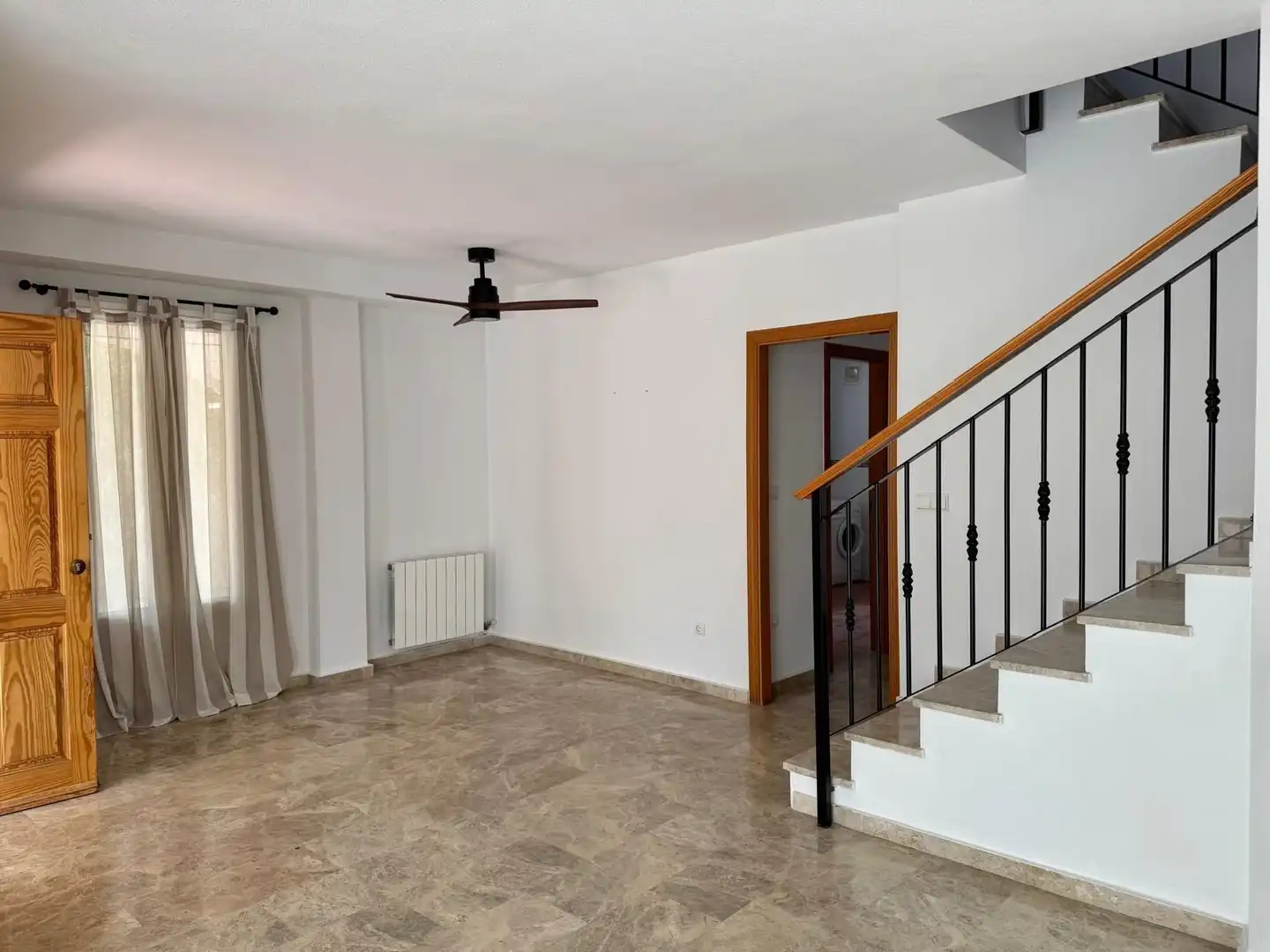 Casa o chalet de alquiler en Mutxamel con Aire acondicionado, Calefacción y Jardín privado