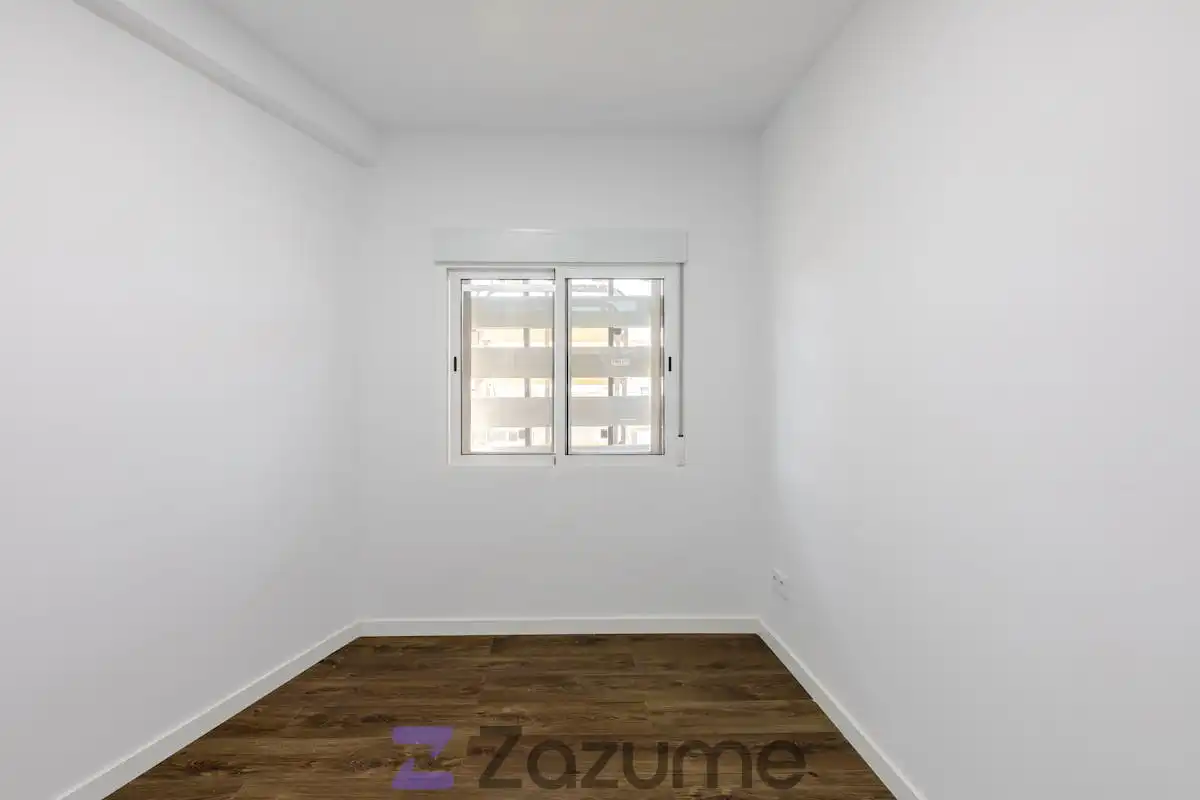 Bedroom of Flat for rent in Madrid  with Air Conditioner, Heating and Oven
