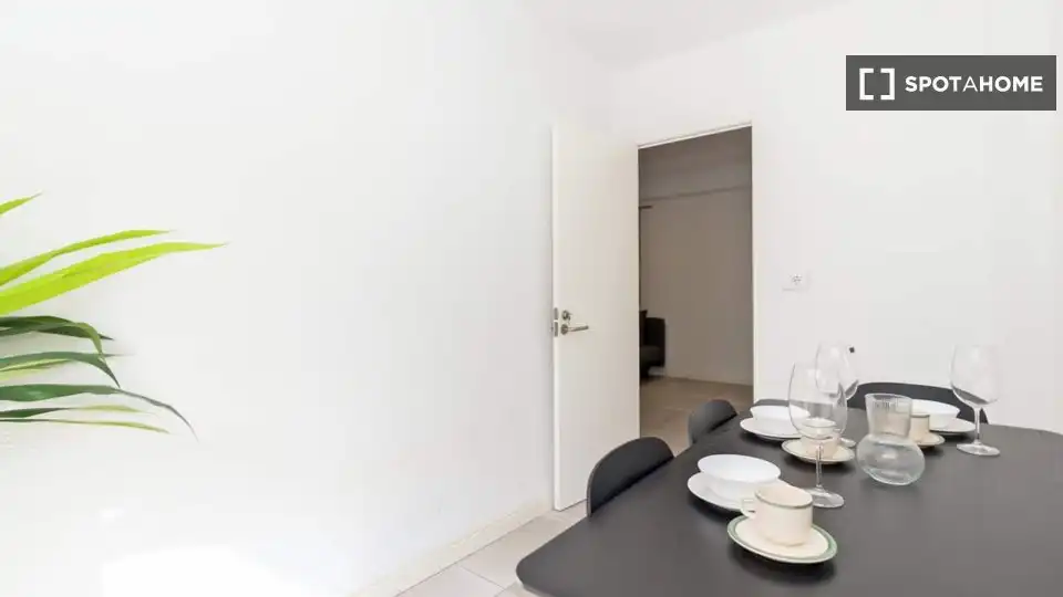 Dining room of Flat for rent in Valencia  with Air Conditioner, Heating and Furnished