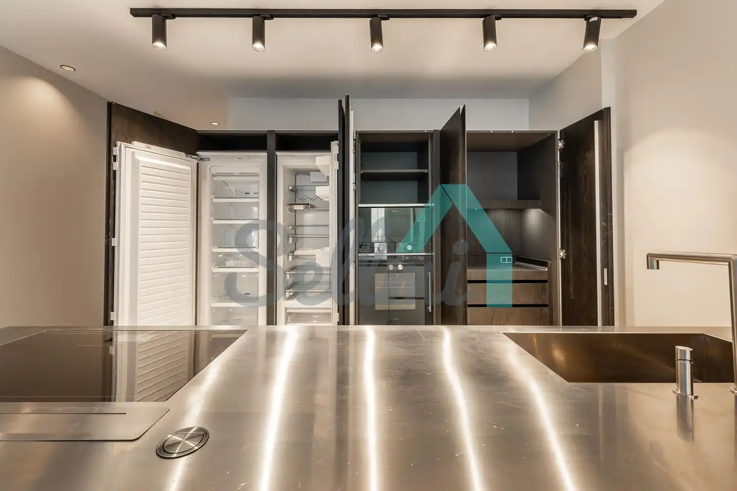 Cocina de Piso en venta en Oviedo  con Calefacción, Trastero y Balcón