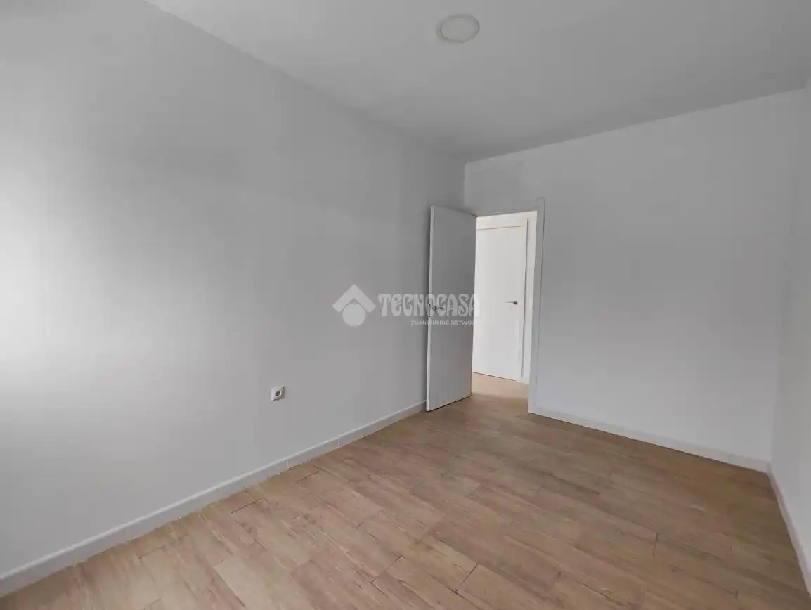 Casa rústica amb jardí en venda a Los Palacios y Villafranca, imagen 32