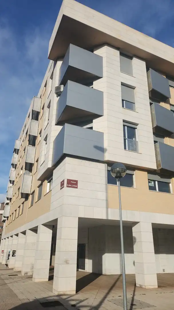 Office space to rent in Los Lirios, imagen 2