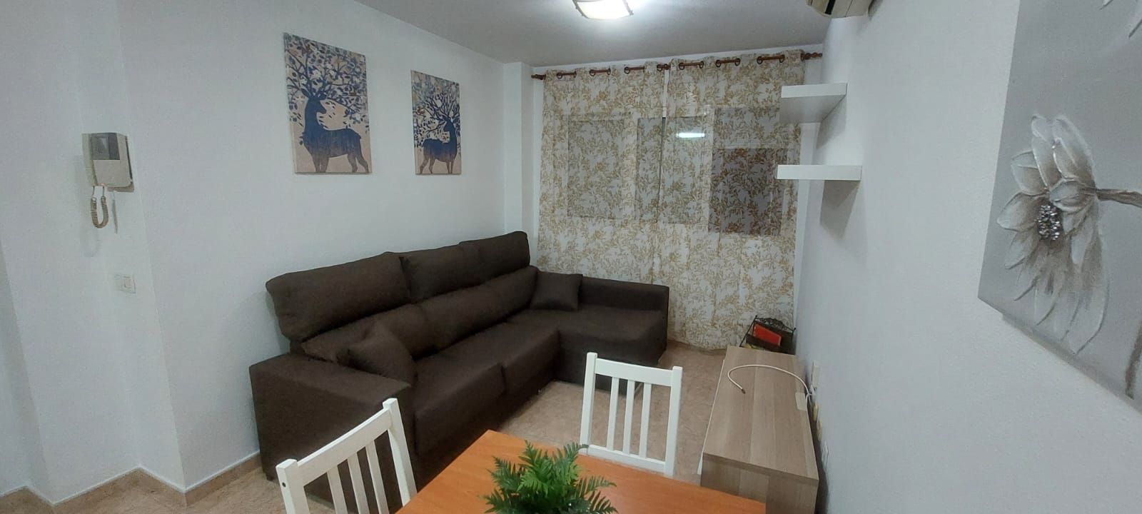Living room of Apartment for sale in  Murcia Capital  with Air Conditioner, Furnished and Oven