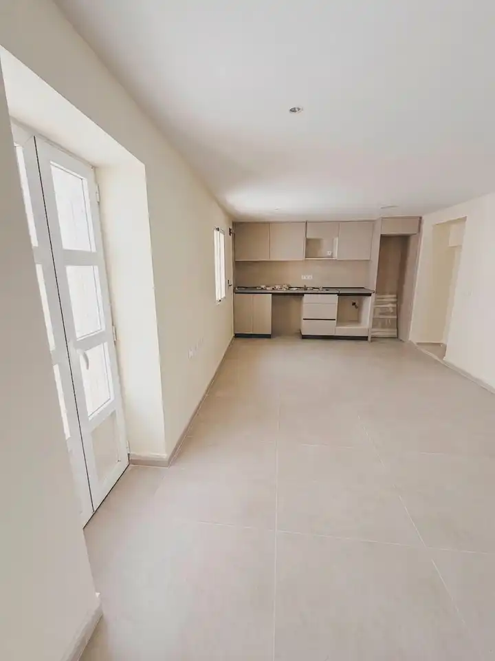 Küche von Dachboden zum Verkauf in Cádiz mit Terrasse und Balkon