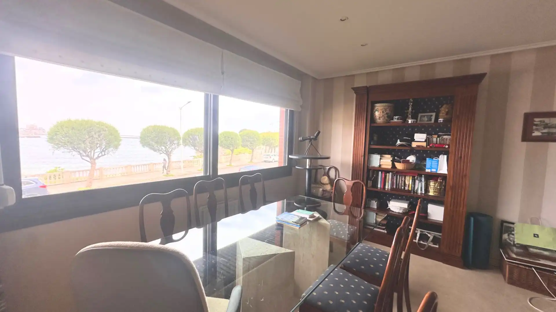 Comedor de Piso en venta en Castro-Urdiales con Calefacción, Trastero y Amueblado