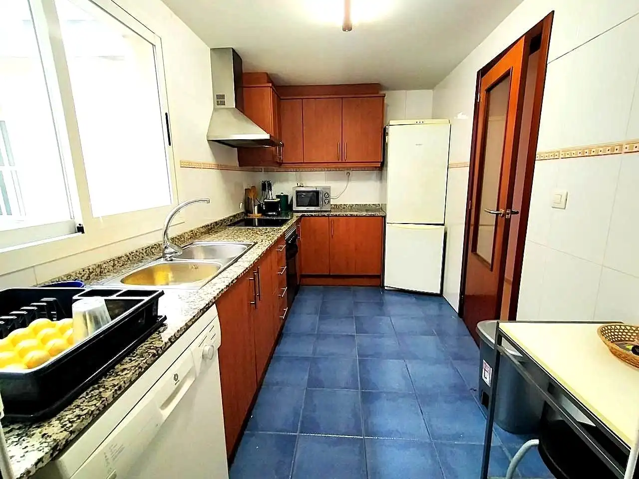 Küche von Wohnung zum Verkauf in Oliva mit Abstellraum und Möbliert
