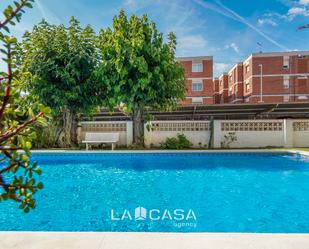 Swimming pool of Duplex for sale in Castelldefels  with Air Conditioner, Terrace and Swimming Pool