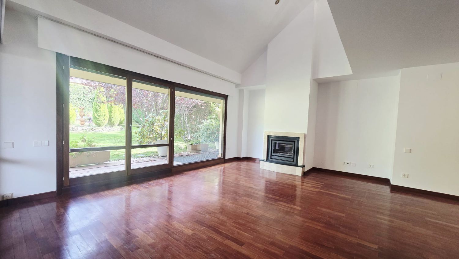 Living room of House or chalet to rent in Boadilla del Monte  with Air Conditioner, Heating and Private garden