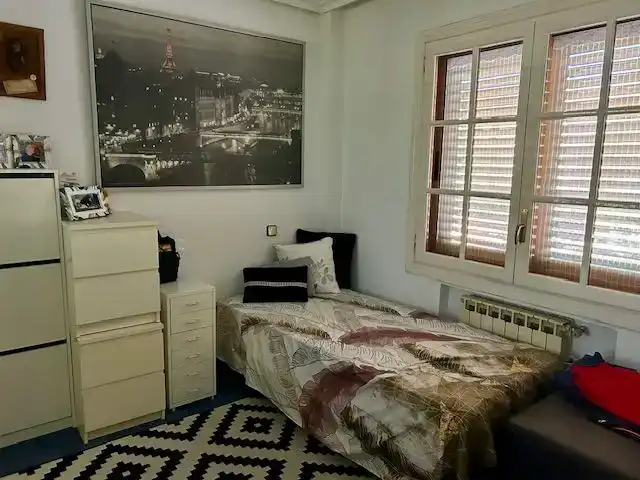Habitación de Casa o chalet en venta en  Madrid Capital con Piscina