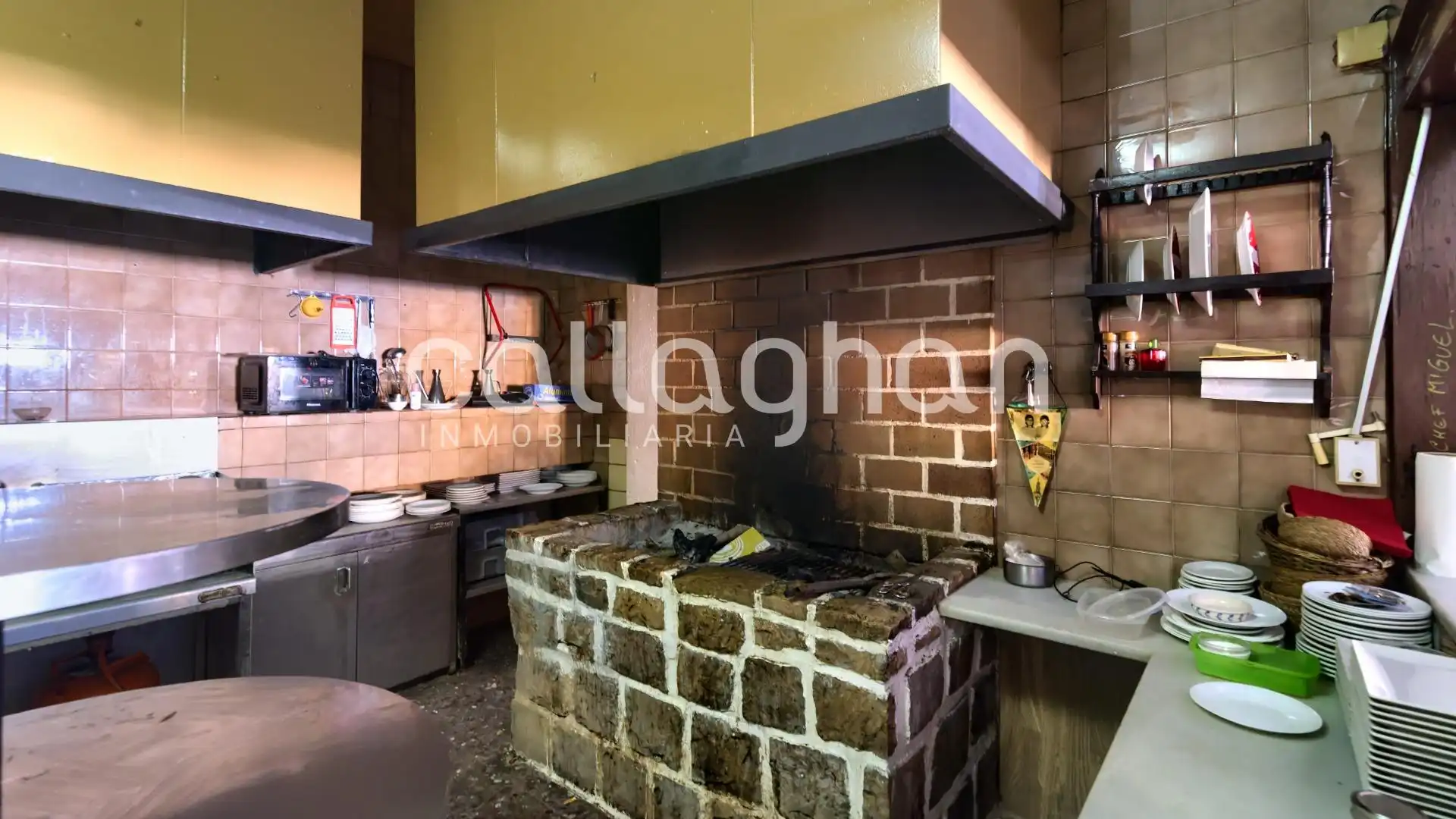 Cocina de Local en venta en L'Alcúdia con Aire acondicionado y Amueblado