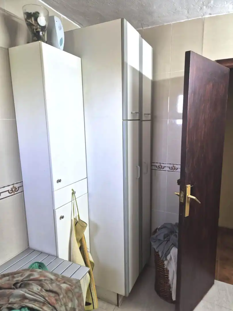 Bany de Casa o xalet en venda en Llíria amb Terrassa i Piscina comunitària