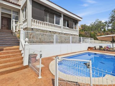 Villa con balcone in vendita a PIO BAROJA