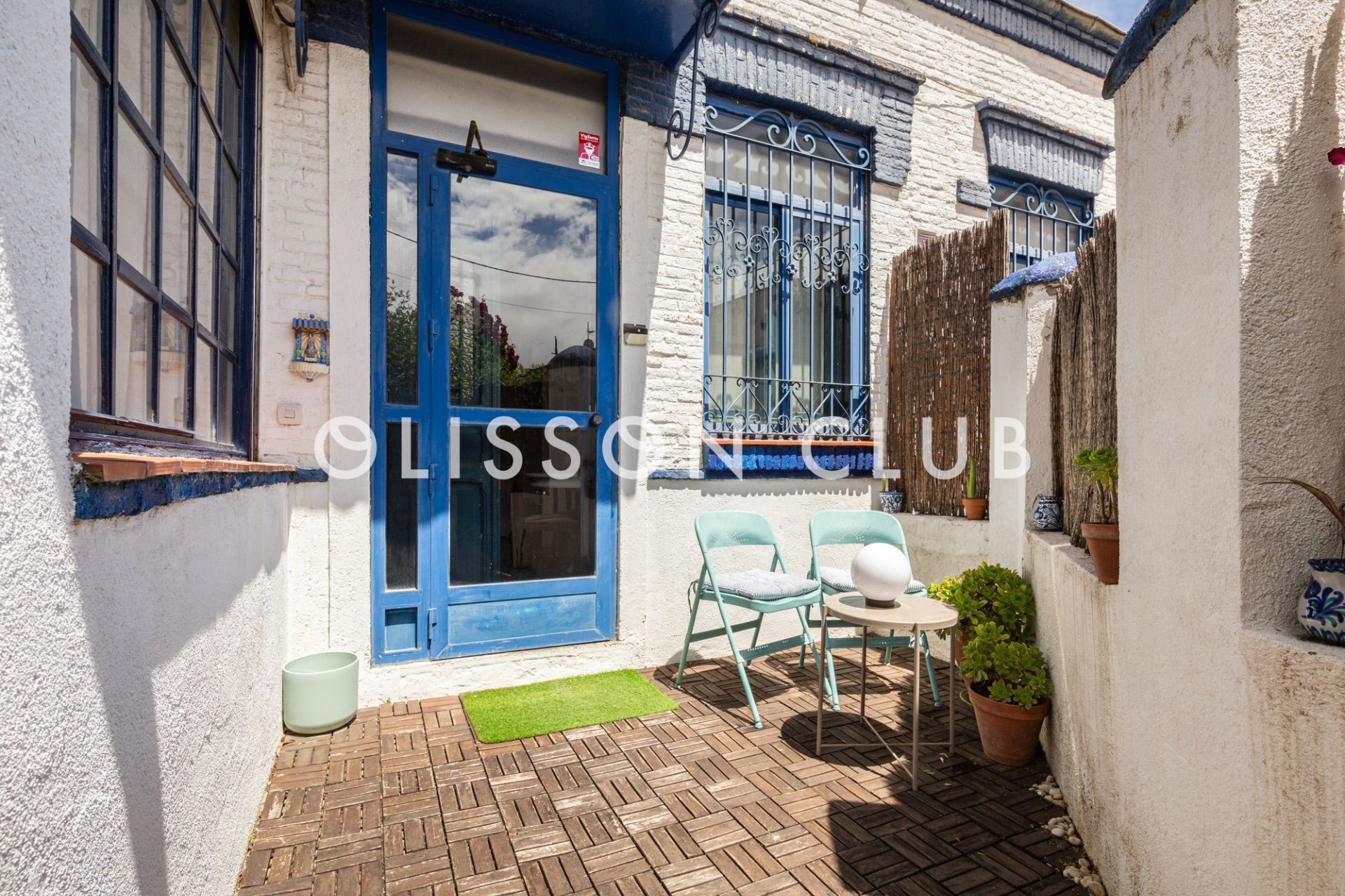 Terrace of House or chalet for sale in  Madrid Capital  with Air Conditioner, Heating and Private garden