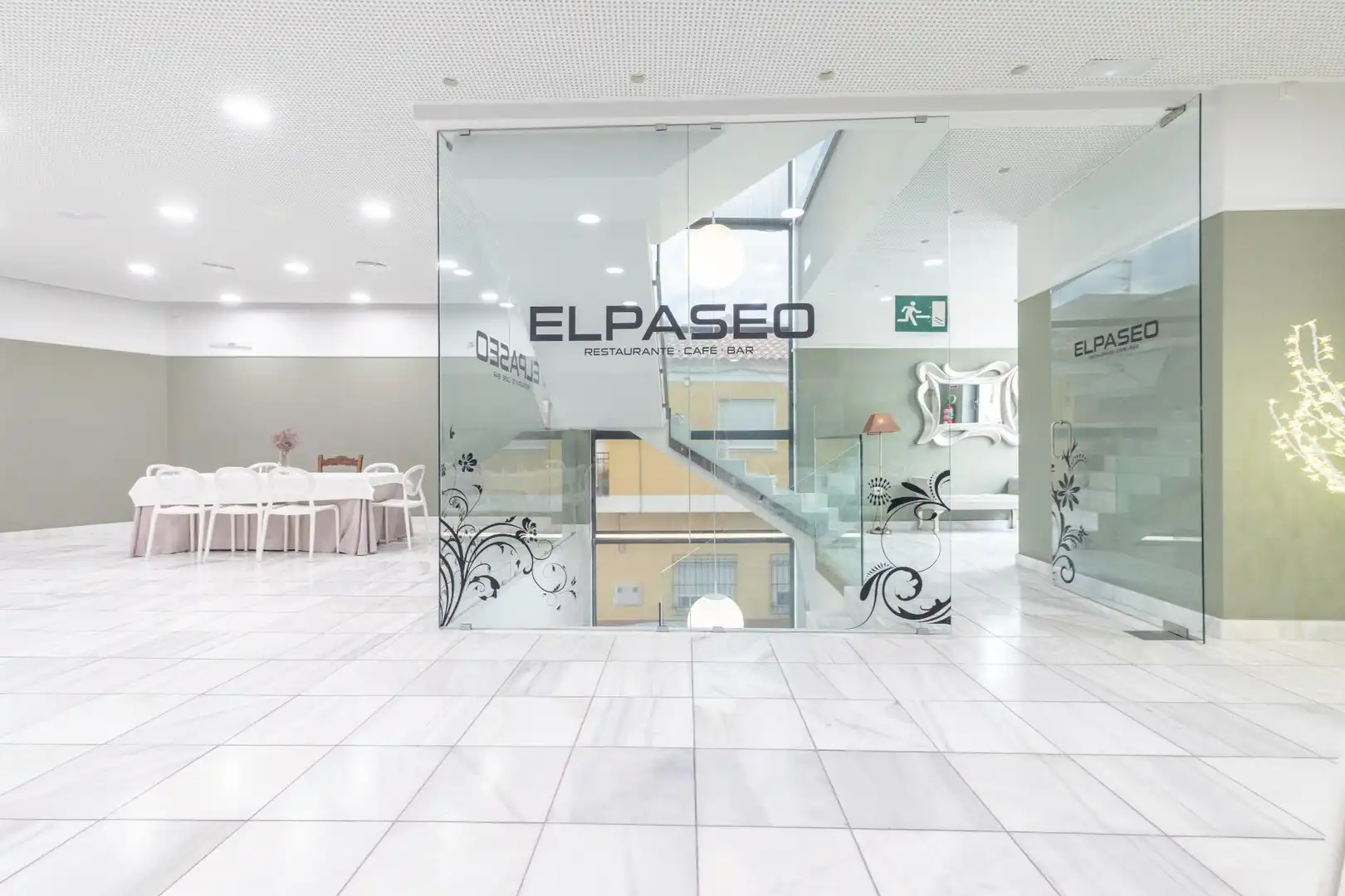 Edificio en venta en Avenida Juan Carlos I, Campos del Río