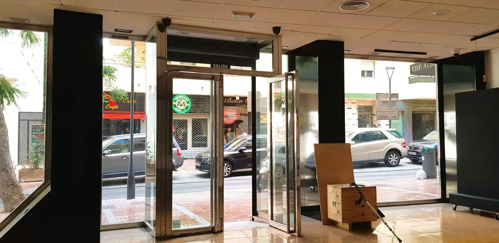 Locale commerciale in vendita a Avenida Mercado 12, imagen 2