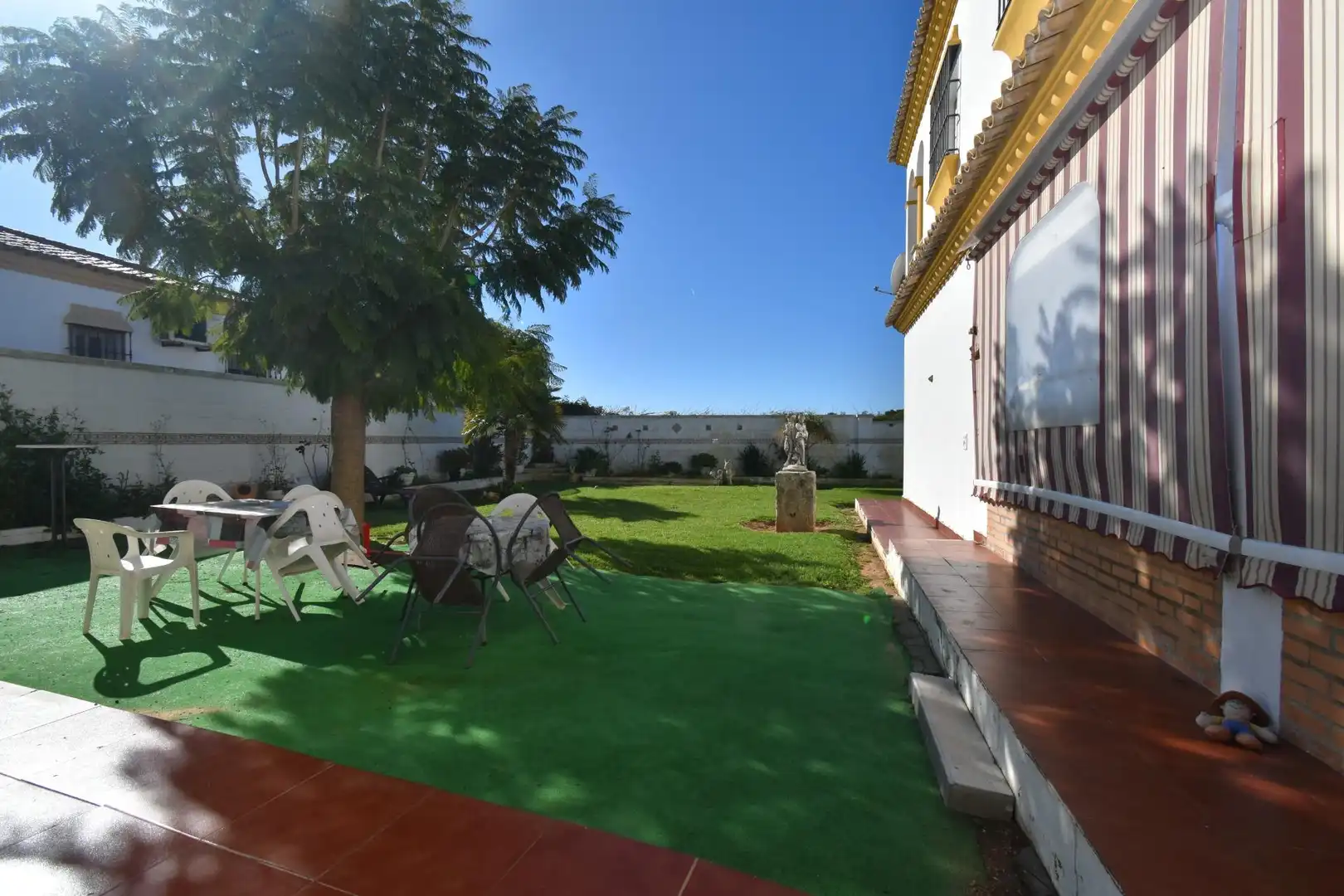 Garden of Houses for sale in Chiclana de la Frontera  with Air Conditioner, Heating and Private garden