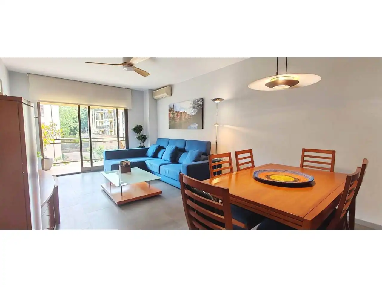 Wohnzimmer von Wohnung zum Verkauf in Girona mit Klimaanlage, Heizung und Terrasse