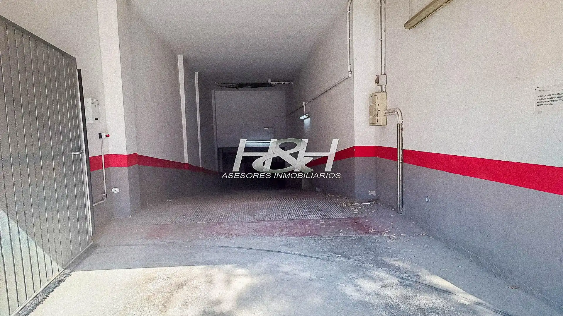 Parkplatz von Garage zur Miete in Quart de Poblet