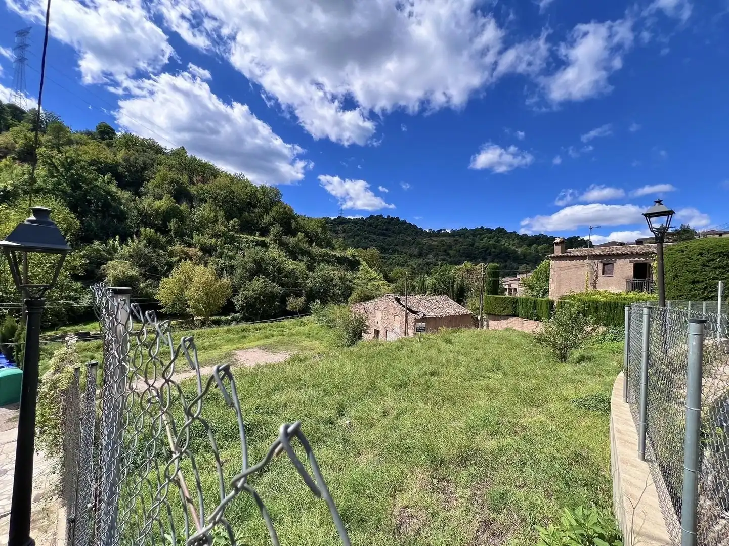 Residencial en venda en Mura
