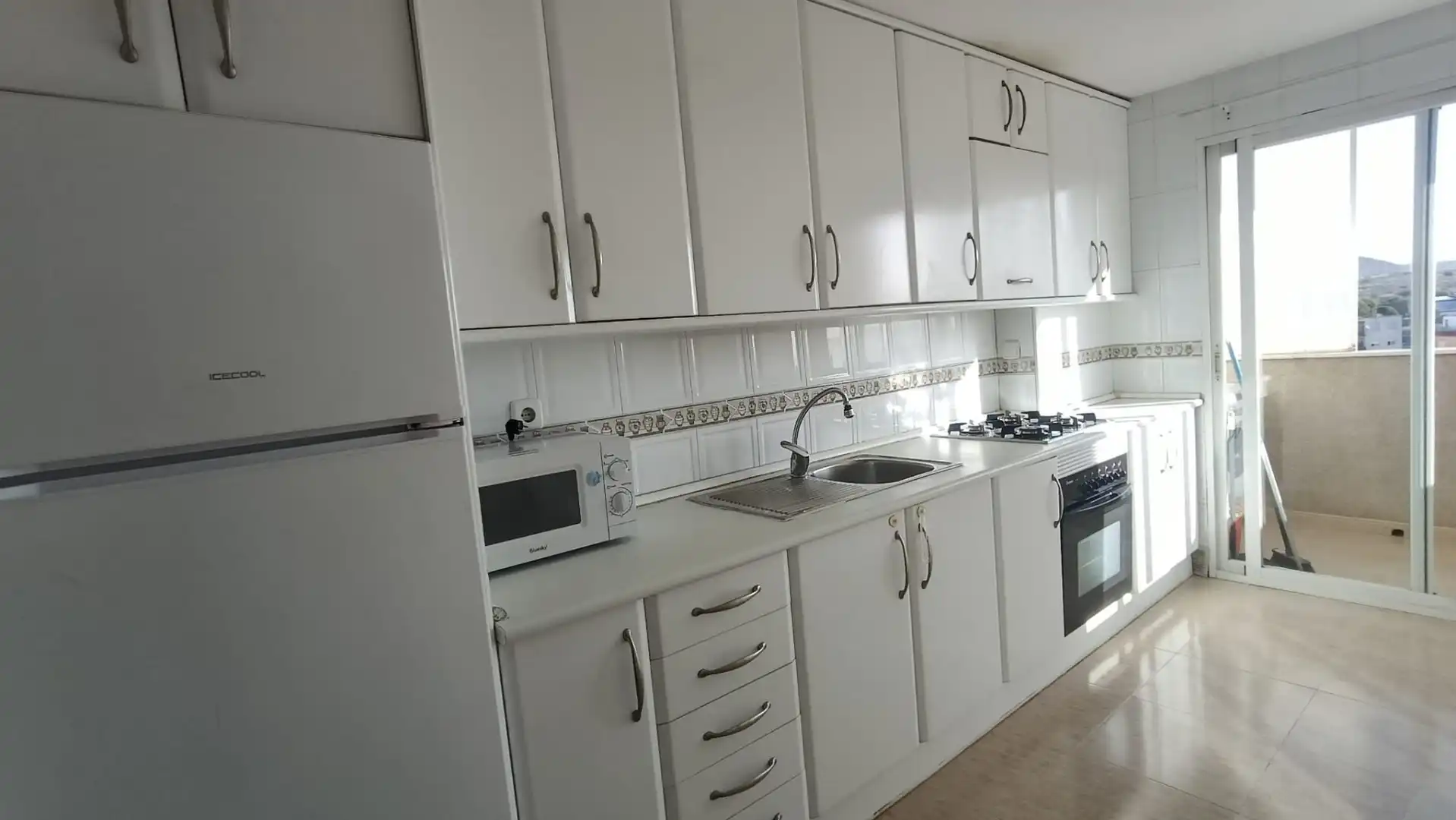 Cocina de Piso de alquiler en Cartagena con Terraza, Trastero y Amueblado