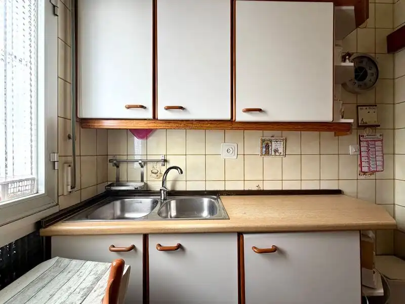 Cuina de Pis en venda en Madrid amb Calefacció i Moblat